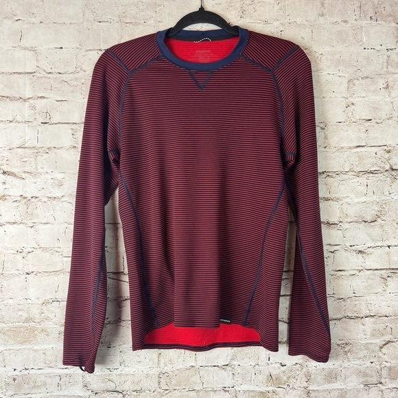 Patagonia Other - Patagonia Men's Medium Capilene 3 Crew Long Sleeve Shirt Navy Blue Red Stripe M